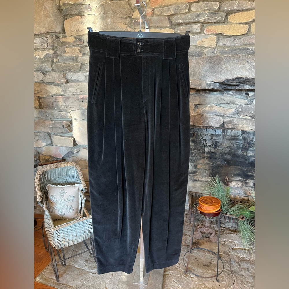 Bogner Women’s Velvet Pants